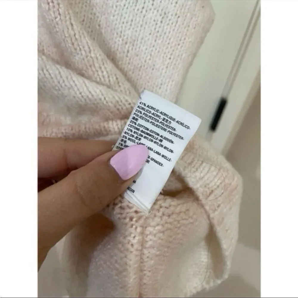 Anthropologie Blush Pink Pullover Sweater size Medium